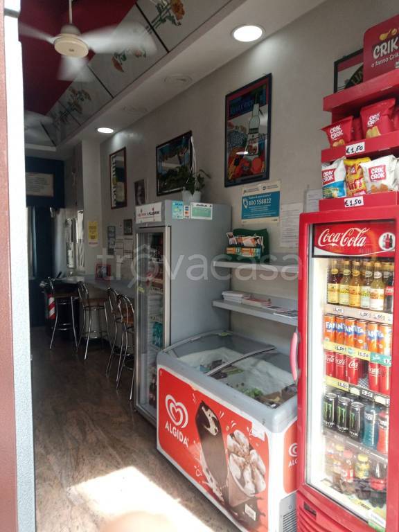 negozio in vendita a Roma in zona Trastevere