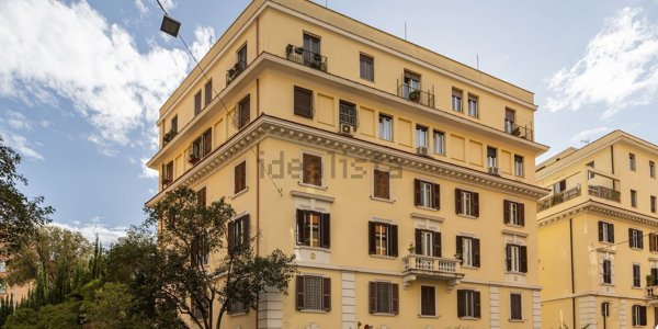 appartamento in vendita a Roma in zona Nomentano