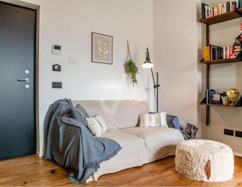 appartamento in vendita a Roma in zona Ostiense