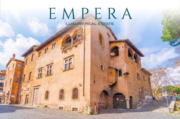 villa in vendita a Roma in zona Parione/Sant'Eustachio