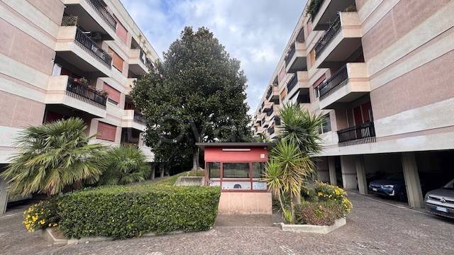 appartamento in vendita a Roma in zona Salario