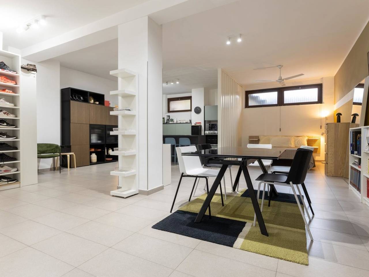 appartamento in vendita a Roma in zona Rione Monti/Campitelli