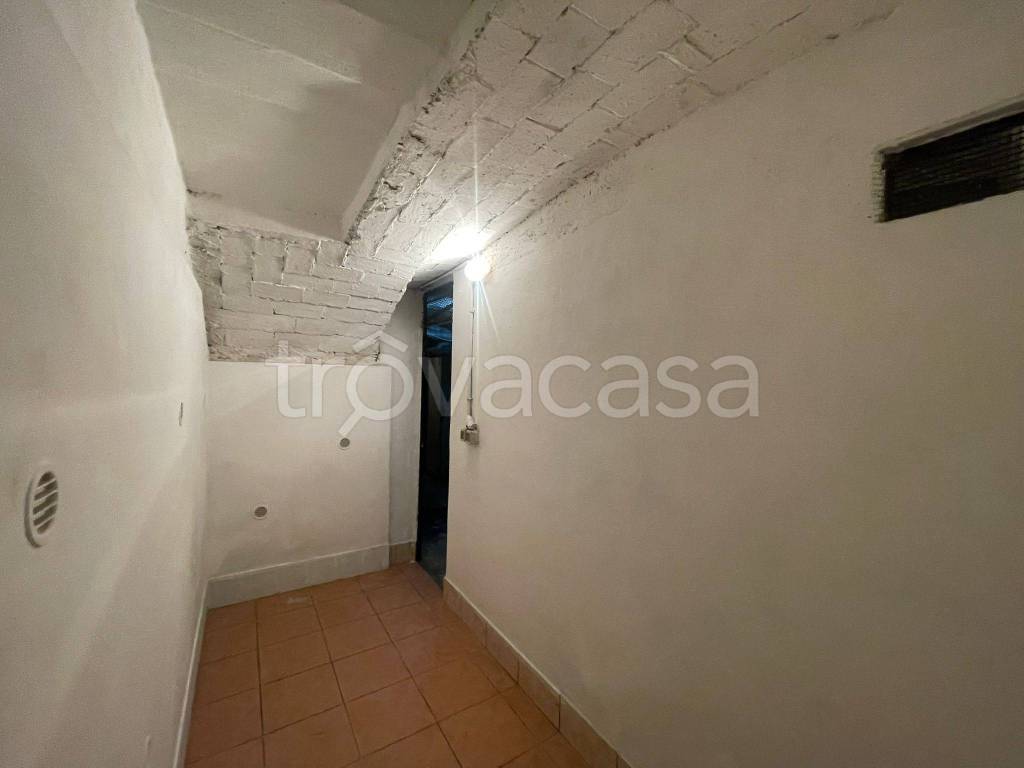 locale commerciale in vendita a Roma in zona Prenestino-Labicano