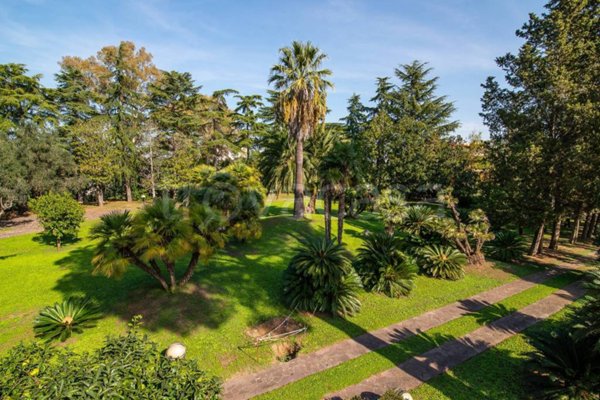 casa indipendente in vendita a Roma in zona Mostacciano