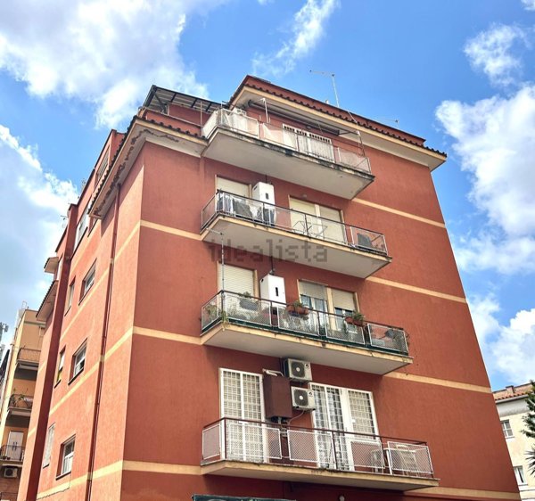 appartamento in vendita a Roma in zona Primavalle