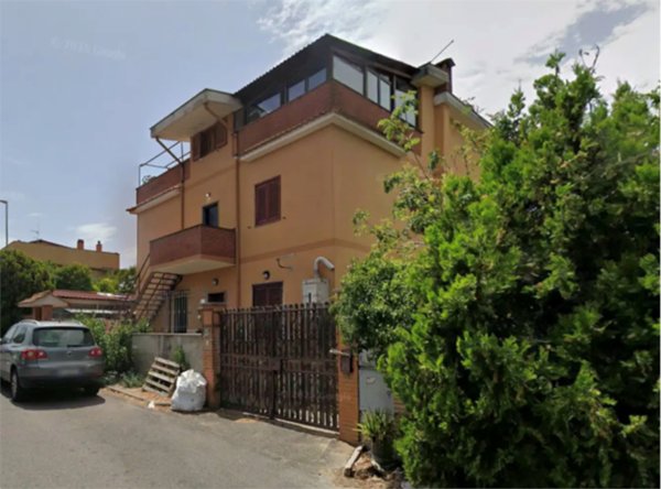 appartamento in vendita a Roma in zona Massimina/Casal Lumbroso