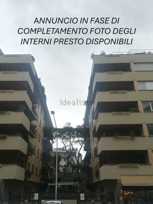appartamento in vendita a Roma in zona Ardeatino