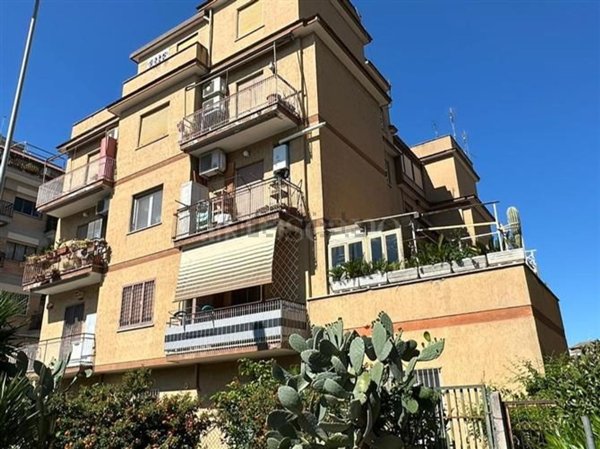 appartamento in vendita a Roma in zona Alessandrino
