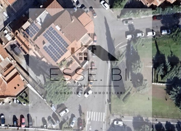 appartamento in vendita a Roma in zona Finocchio