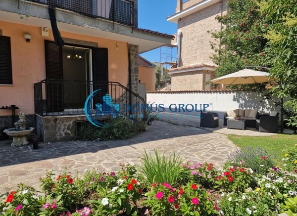 appartamento in vendita a Roma in zona Massimina/Casal Lumbroso