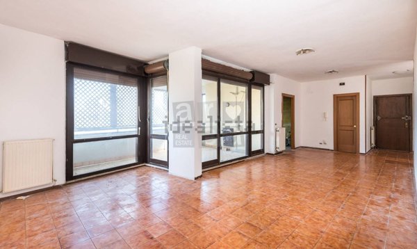 appartamento in vendita a Roma in zona EUR