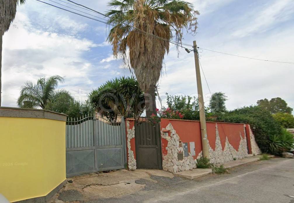 casa indipendente in vendita a Roma in zona Axa