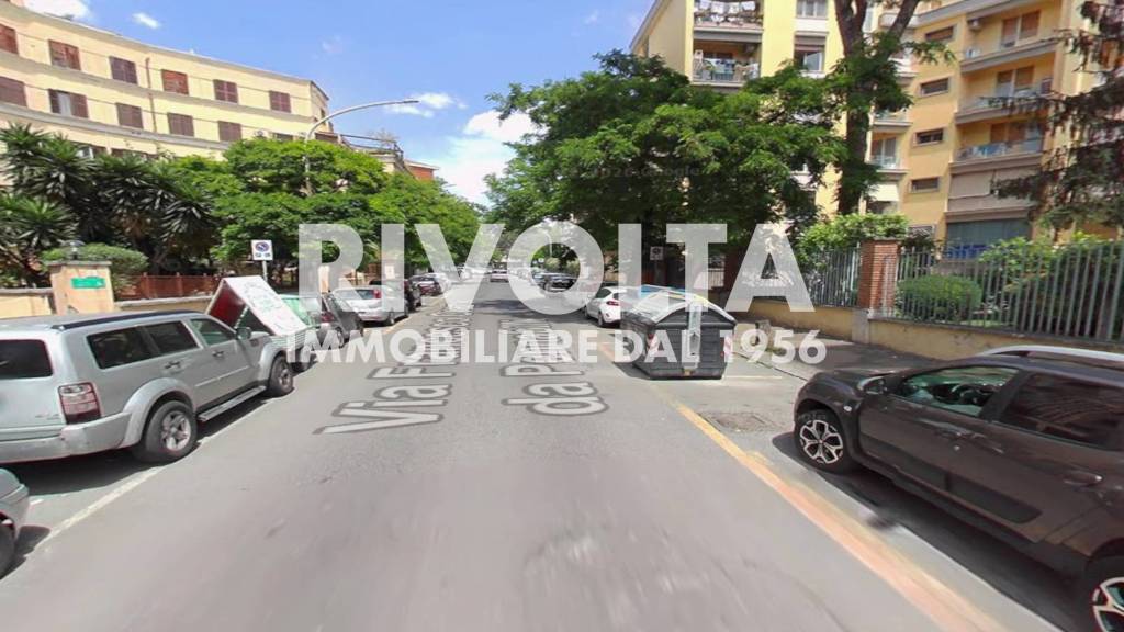 appartamento in vendita a Roma in zona Ostiense