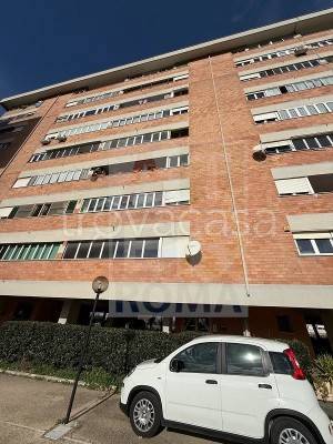 appartamento in vendita a Roma in zona Spinaceto