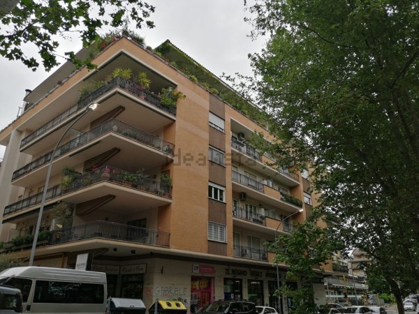 appartamento in vendita a Roma in zona Monte Sacro/Talenti