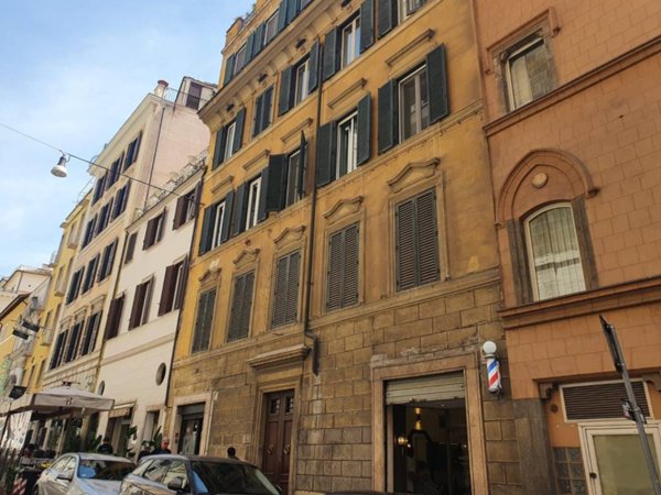 appartamento in vendita a Roma in zona Ludovisi/Sallustiano