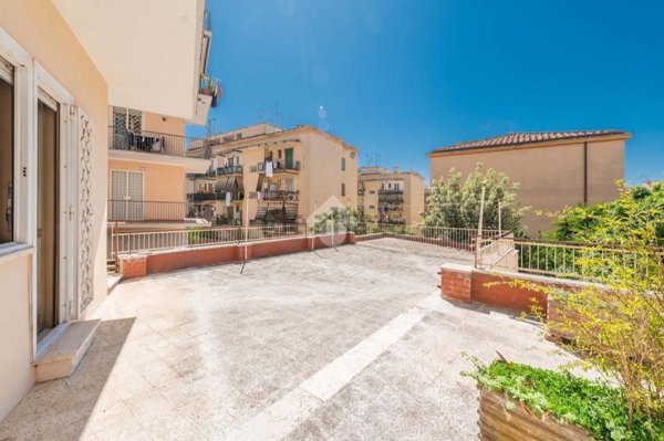 appartamento in vendita a Roma in zona Primavalle