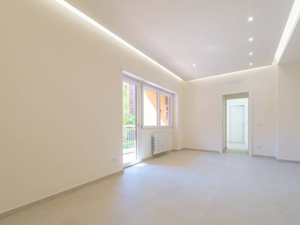 appartamento in vendita a Roma in zona Ardeatino