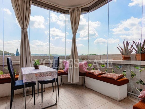 appartamento in vendita a Roma in zona Tor di Quinto