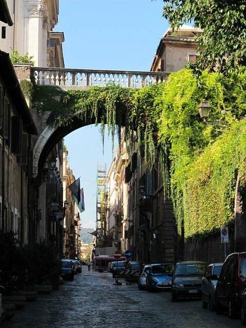 casa indipendente in vendita a Roma in zona Rione di Ponte