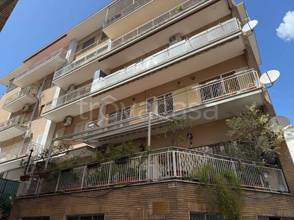 appartamento in vendita a Roma in zona Portuense