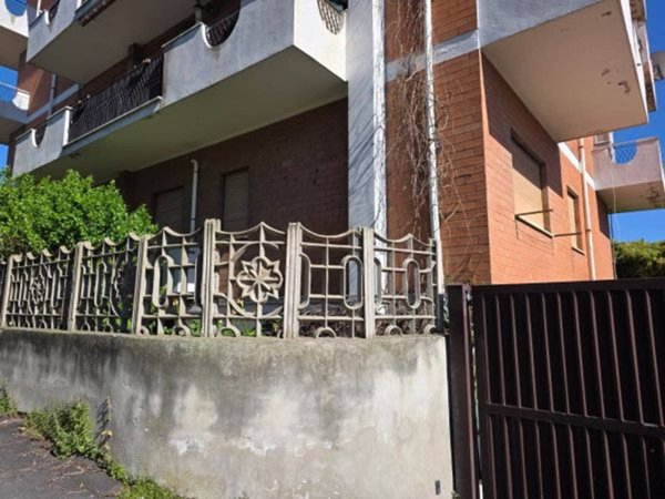 appartamento in vendita a Roma in zona Acilia