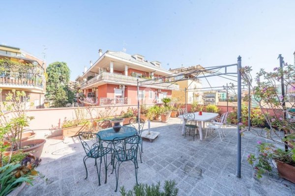 appartamento in vendita a Roma in zona Monte Sacro/Talenti