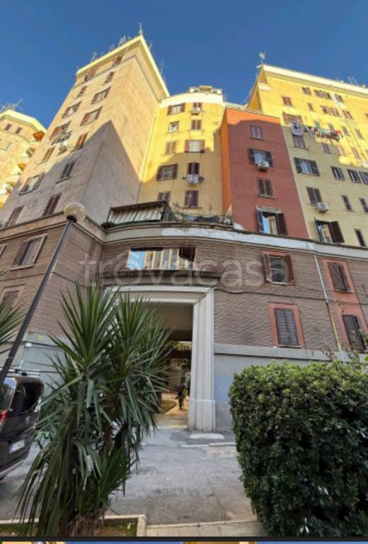 appartamento in vendita a Roma in zona Gianicolense