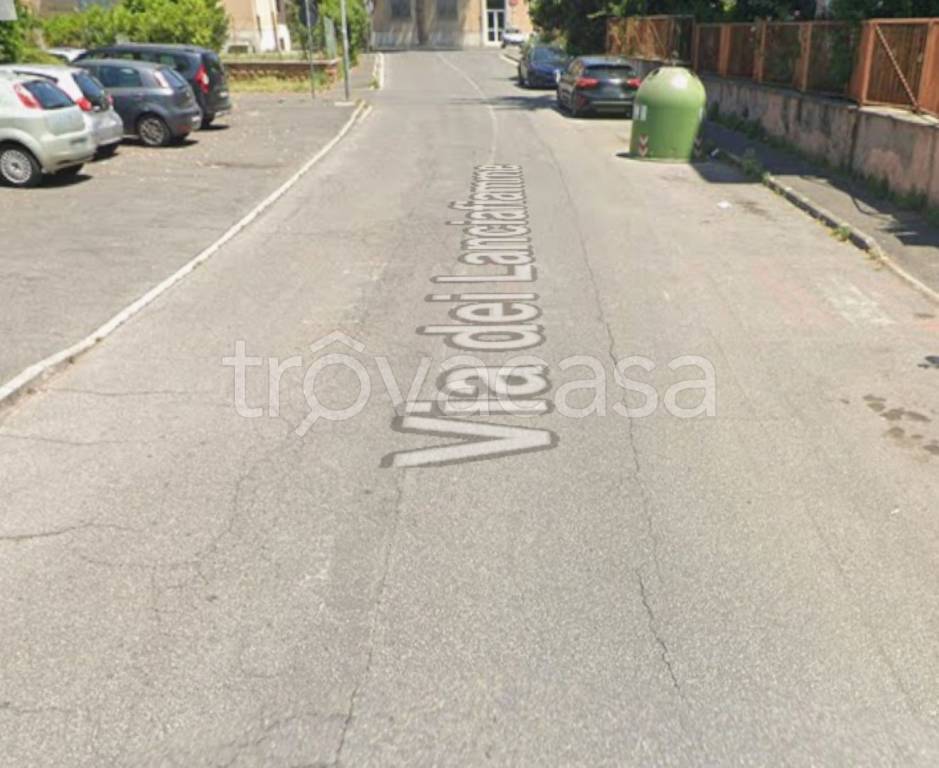 appartamento in vendita a Roma in zona Giuliano Dalmata