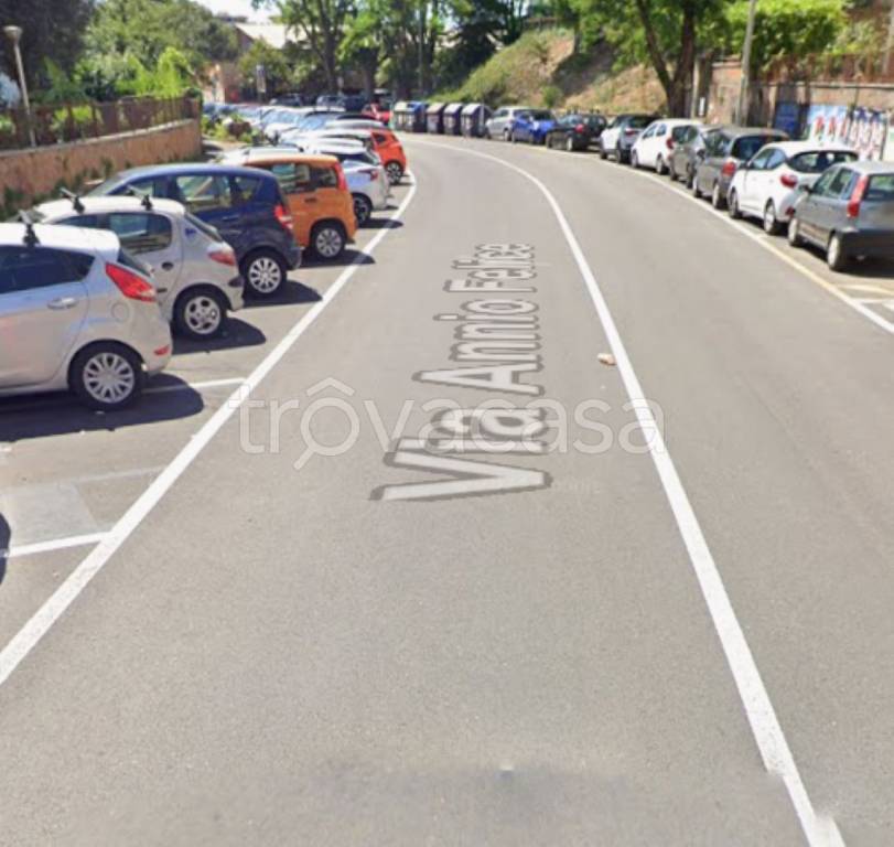 appartamento in vendita a Roma in zona Ardeatino