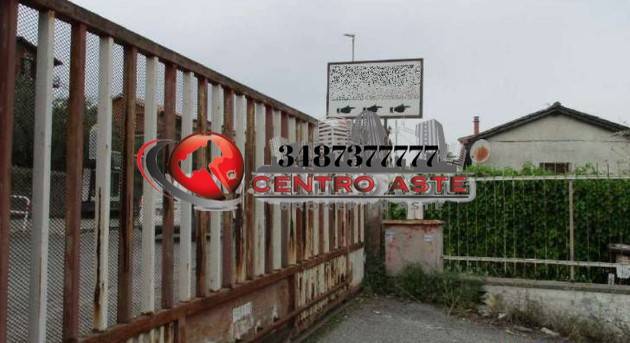 negozio in vendita a Roma in zona Casal Morena