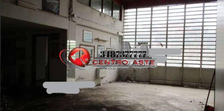 negozio in vendita a Roma in zona Casal Morena