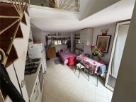 appartamento in vendita a Roma in zona Tomba di Nerone