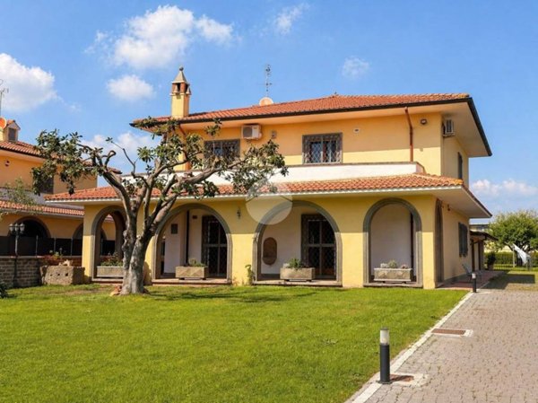casa indipendente in vendita a Roma in zona Tor Bella Monaca