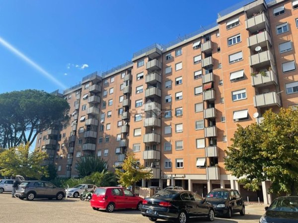 appartamento in vendita a Roma in zona Spinaceto