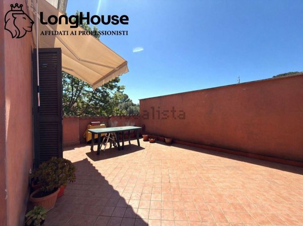 appartamento in vendita a Roma in zona Casal Morena