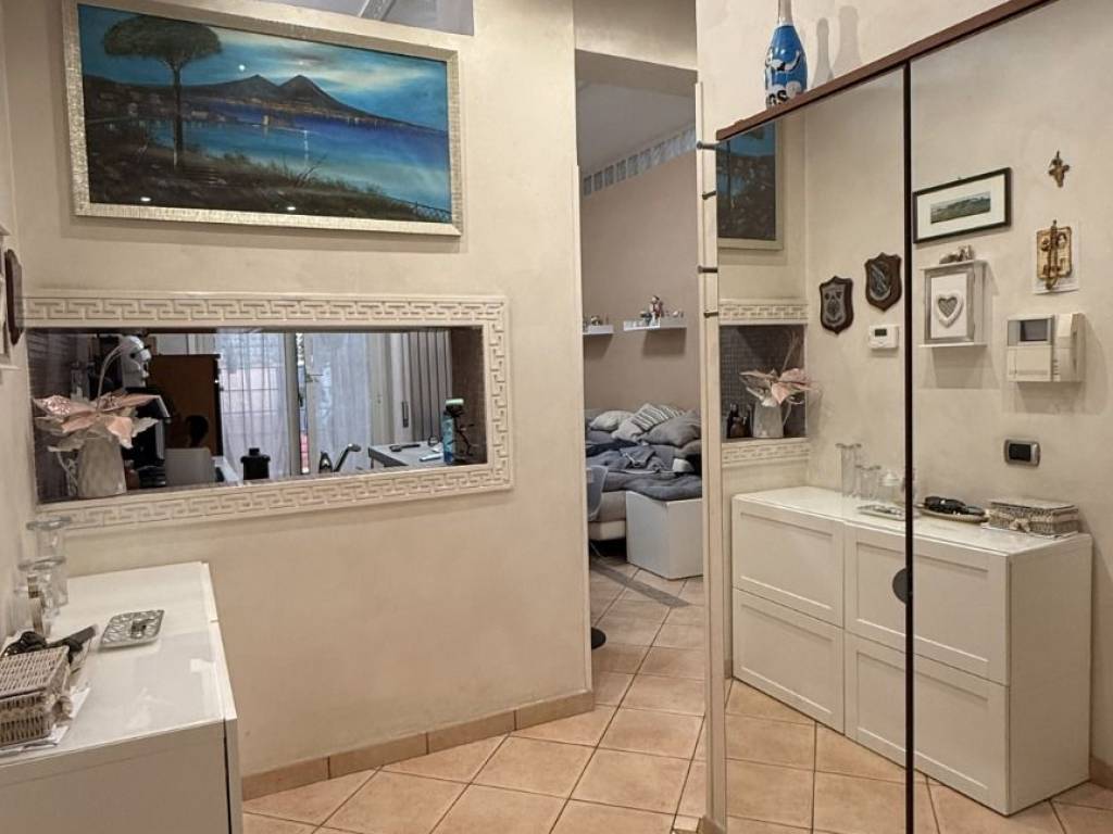 appartamento in vendita a Roma in zona Appio Latino