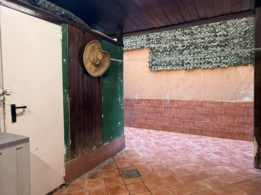 appartamento in vendita a Roma in zona Appio Latino