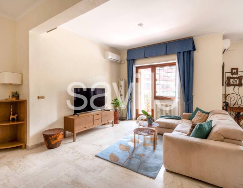 appartamento in vendita a Roma in zona Giuliano Dalmata