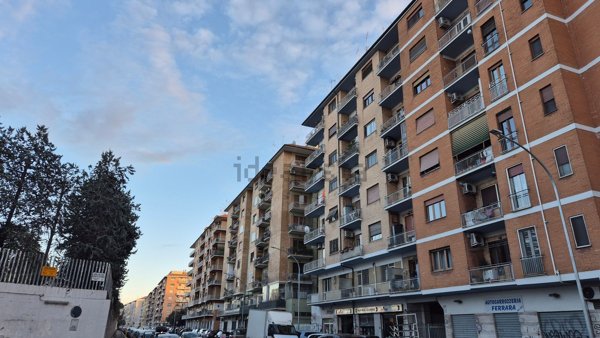 appartamento in vendita a Roma in zona Tuscolano