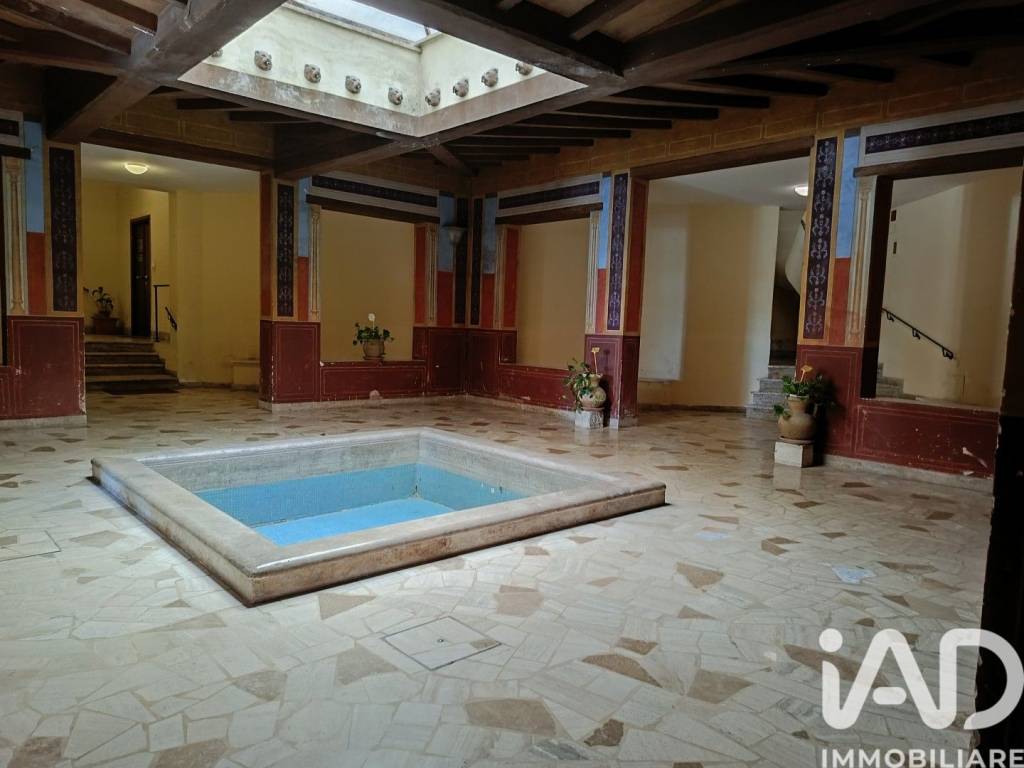 appartamento in vendita a Roma in zona Ostia