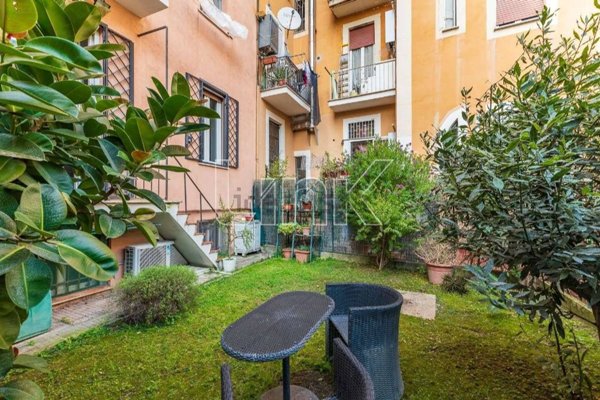 appartamento in vendita a Roma in zona Portuense