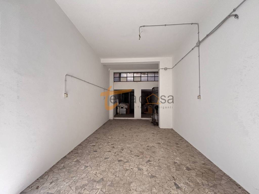 casa indipendente in vendita a Roma in zona Tuscolano