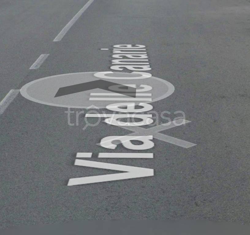 appartamento in vendita a Roma in zona Ostia