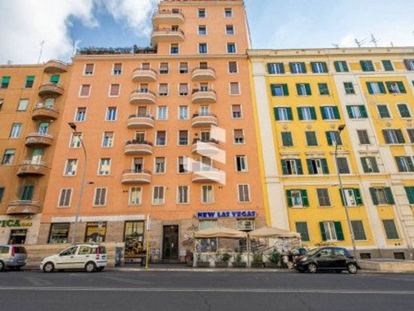 appartamento in vendita a Roma in zona Tuscolano