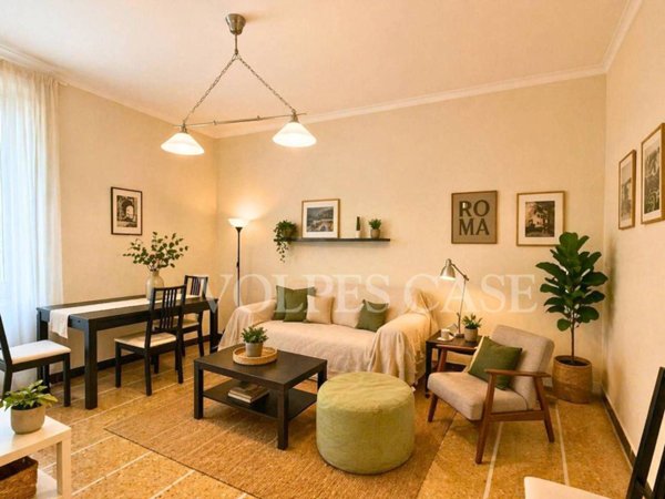 appartamento in vendita a Roma in zona Trastevere