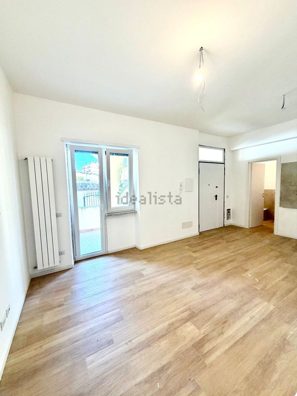 appartamento in vendita a Roma in zona Valle Muricana