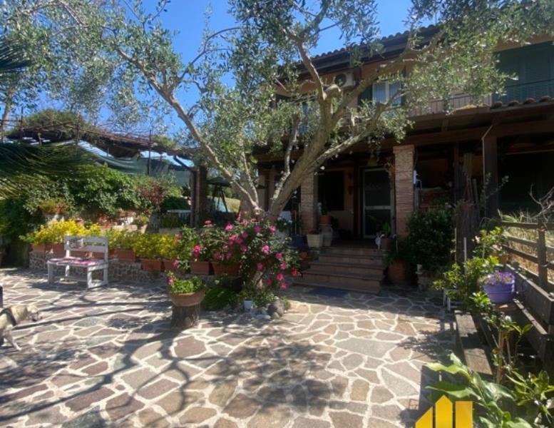 casa indipendente in vendita a Roma in zona Gianicolense