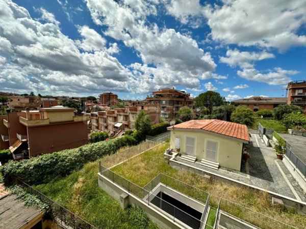 appartamento in vendita a Roma in zona La Pisana