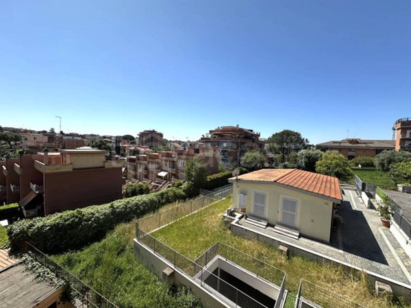 appartamento in vendita a Roma in zona La Pisana